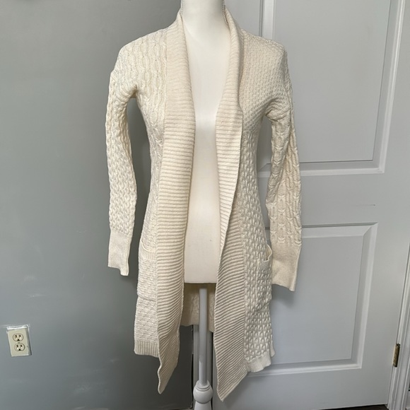 Between Me and You cream color cardigan in size small - Picture 1 of 7